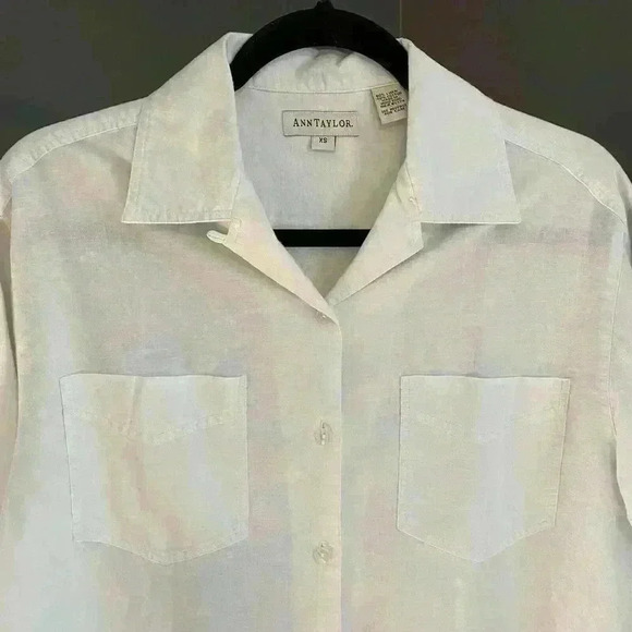 Ann Taylor Women's Button Down Long Sleeve Blouse Top Size XS Mint Green - Picture 2 of 5